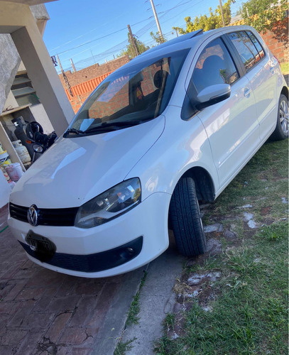 Imagen 1 de 5 de Volkswagen Fox 1.6 Highline 2013