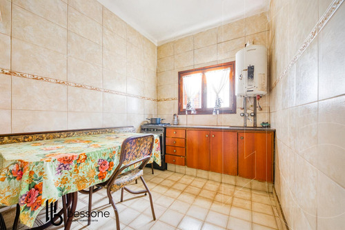Casa En Barrio San Cayetano