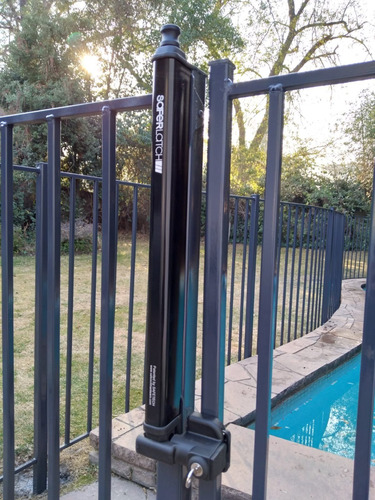 Fabricación E Instalación Rejas Para Piscinas ( Magnalatch)