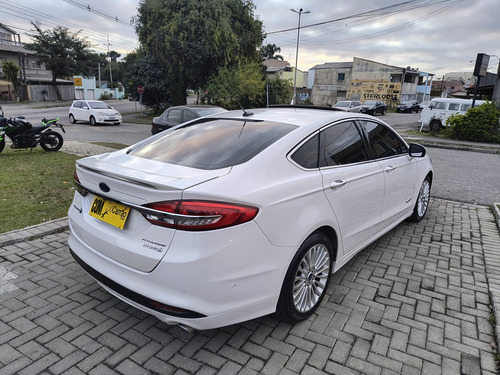 Ford Fusion 2.0 Titanium Hybrid Aut. 4p