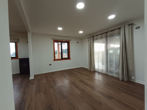 Se Arrienda Año Corrido Linda Y Acogedora Casa En Condominio