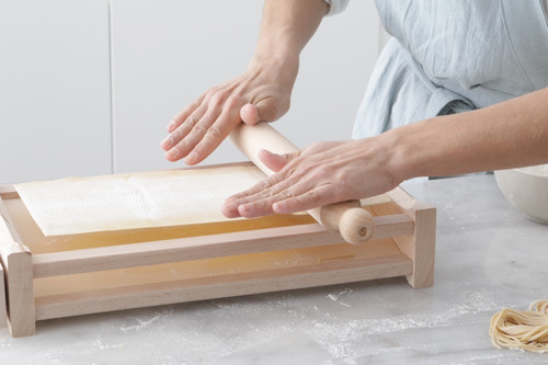 Imagen 2 de 4 de Pastalinda Chitarra Para Spaghetti / Fettuccine