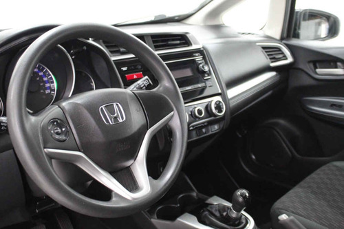 Imagen 9 de 15 de Honda Fit 2016 4 Cilindros