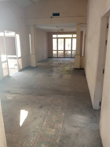 Imagen 5 de 6 de Casa Para Remodelar En El Sector Las Mercedes ¡a Precio De Oportunidad!