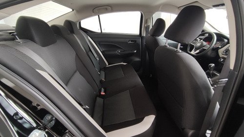 Imagen 12 de 14 de Nissan Versa Advance Tm