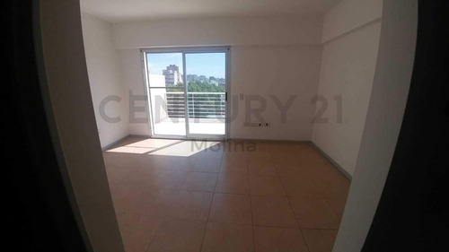 Venta: Dos Ambientes Balcón Terraza Y Cochera En Balvanera