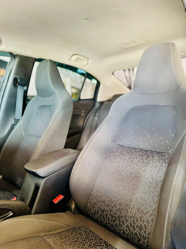 Chevrolet Onix plus 1.0 Ltz Turbo 4p