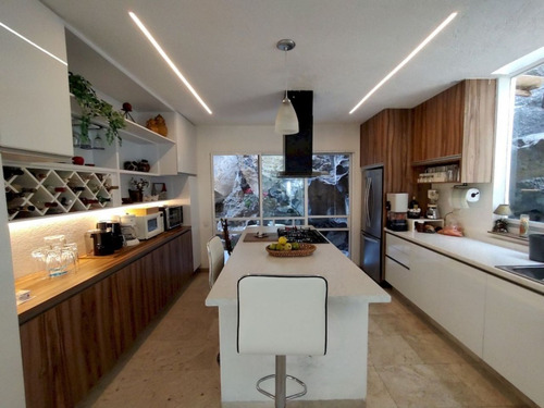 Casa Estilo Mediterráneo En Un Solo Nivel En Burgos Bugambilias, Temixco Morelos.
