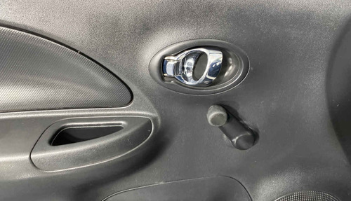 Imagen 8 de 15 de 114589 - Nissan March 2015 Con Garantía