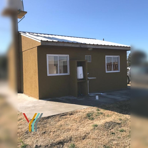 Imagen 2 de 14 de Casa En Venta De 2 Dormitorios En Arana