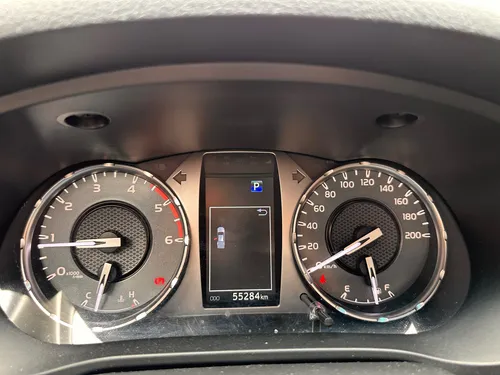 Toyota Hilux 2.4 Diesel automática