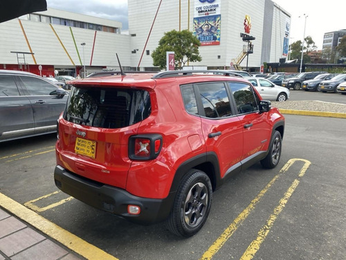 Imagen 8 de 16 de Jeep Renegade 1.8 Sport X Mt