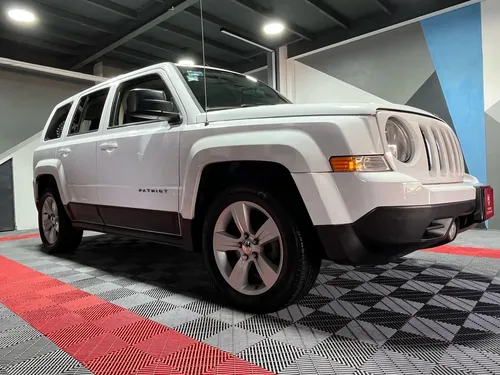 Jeep Patriot Sport 4x2 Cvt