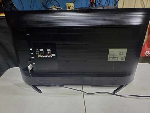 Pantalla Smart Tv 32 Pulgadas Samsung Hd Un32t4300af (Usado)
