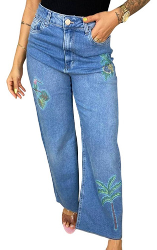 Calça Jeans Wide Leg Cropped Bordada Lez A Lez Novidade