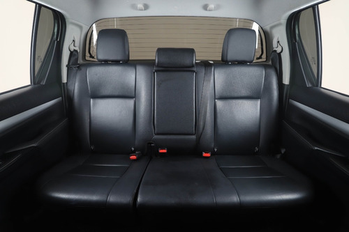 Imagen 8 de 20 de Toyota Hilux Srx 2.8 Dc 4x2 At