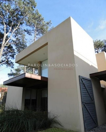Casa En Venta Moderna Ubicada En Montoya- Ref: 3628