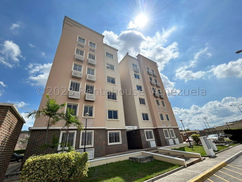 Apartamento En Alquiler En Ciudad Roca Barquisimeto R E F  2 - 4 - 1 - 2 - 2 - 5 - 5  Mehilyn Perez 