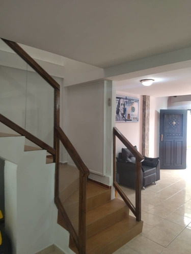 Imagen 20 de 29 de As En Venta Casa En Urbanización Sucre As