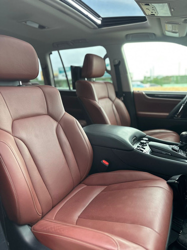 Lexus 2021 F Sport Americana