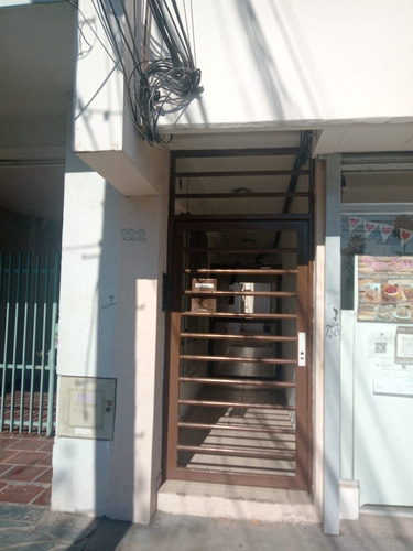 Imagen 2 de 7 de Departamento Centrico En Venta