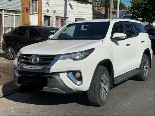 Toyota Hilux SW4 2.8 Srx 177cv 4x4 7as