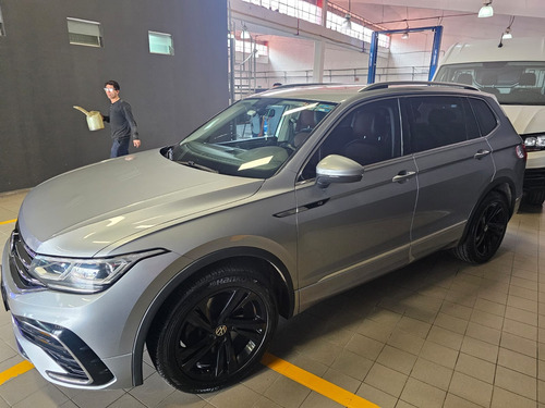 Volkswagen Tiguan 2.0 Tsi R-Line Dsg7