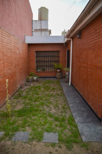 Imagen 3 de 12 de Venta De Casa Barrio Las Palmas