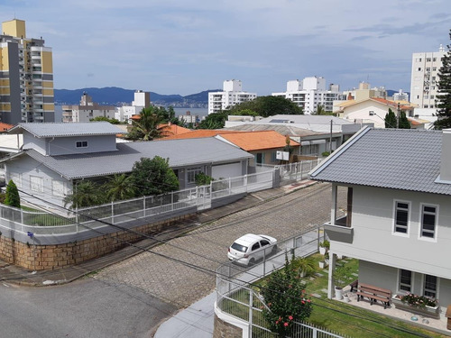 Apartamento À Venda, 52 M² Por R$ 142.000,00 - Barreiros - São José/sc - Ap8244