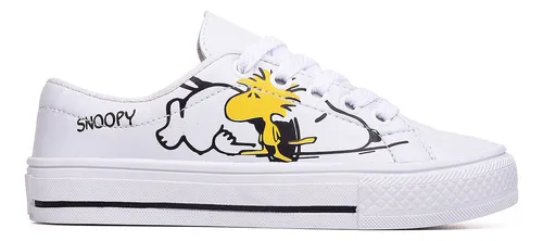 Tenis hotsell infantil personagens