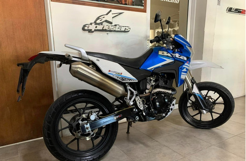 Imagen 3 de 8 de Beta Motard 200