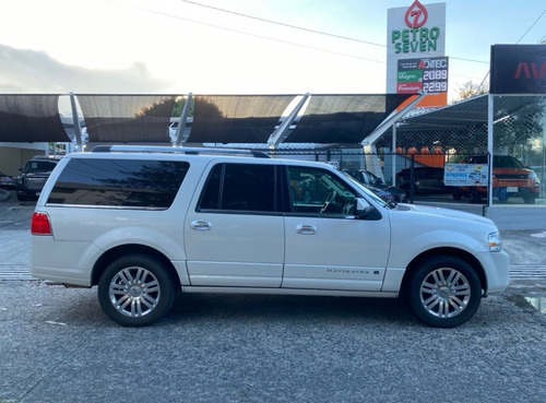 Imagen 3 de 8 de Lincoln Navigator 4x2 2012