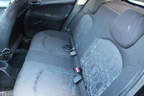 Peugeot 207 1.4 Xr 8v Flex 4p Manual