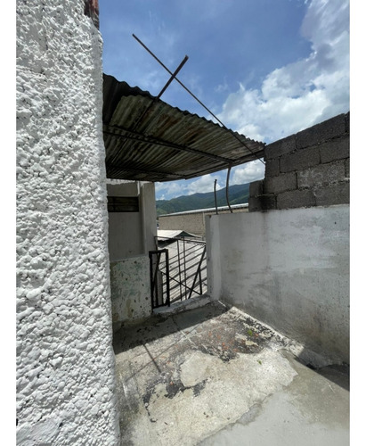 Venta De Galpón En Sarria (m.e)