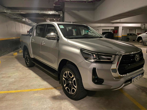 Imagen 2 de 15 de Toyota Hilux Srx 4x2 At