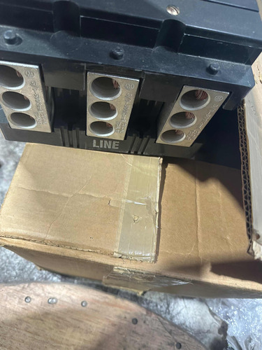 Interruptor Termomagnetico General Electric 3x800a C/zapatas
