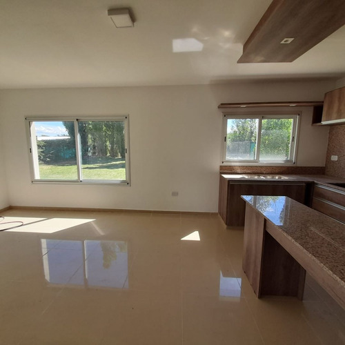 Imagen 2 de 14 de Casa En Venta En La Cañada