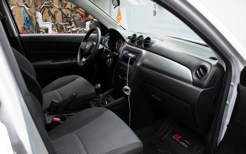 Suzuki Vitara 1.6 Gl Fwd Mt 5p 2018. Único Dueño.