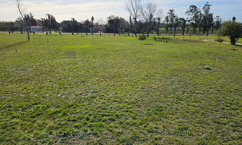 Terreno De 2000 M2 En Parque Del Lago.