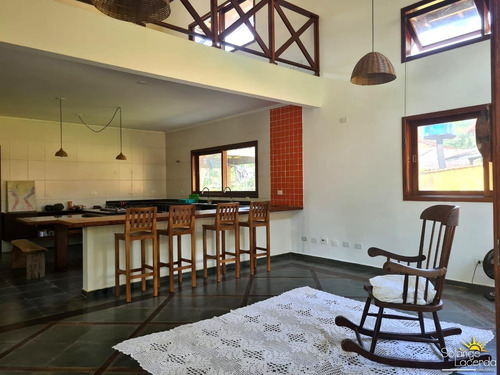 Imagem 2 de 30 de Ampla Casa De Esquina - 946 M² Terreno - Imperdível - Confira! - 1300
