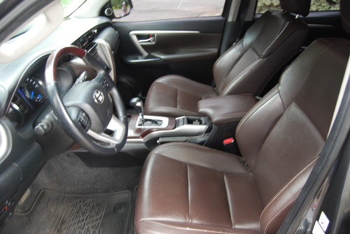 Toyota Hilux Sw4 Tdi Srx 2.8 At 2016