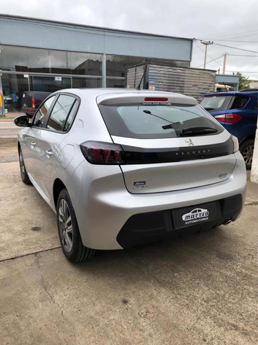 Peugeot 208 2021 1.6 Allure