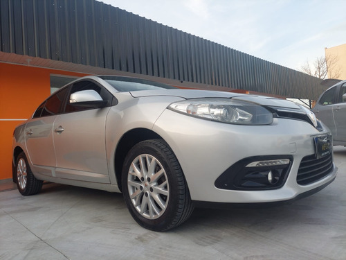 Renault Fluence 2.0 Dynamique Hi-flex 4p