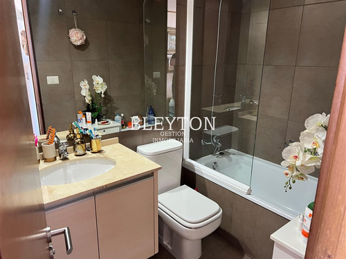 Departamento En Venta De 3 Dorm. Y 2 Baños En Concon
