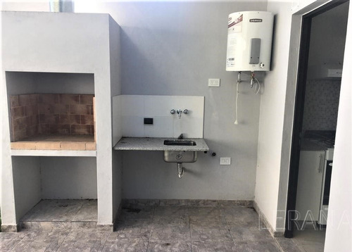 Imagen 3 de 9 de Venta 2 Ambientes . Patio A Estrenar Castelar Norte
