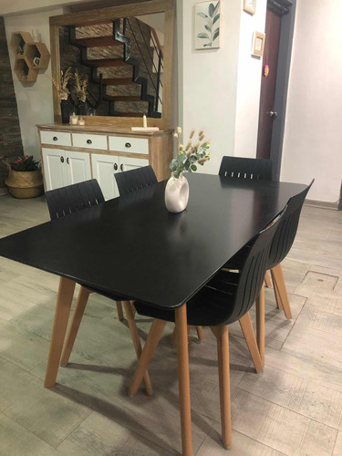 Juego Comedor Mesa Eames Con Sillas