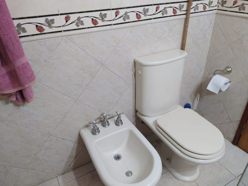 Imagen 20 de 22 de Venta De Casa De 3 Dormitorios En Los Hornos, La P