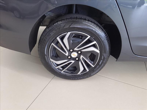 Chevrolet Onix Onix Sedan Plus lt 1.0 12v tb Flex Mec.
