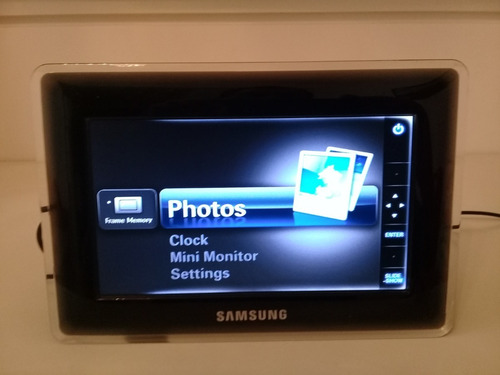 Porta Retrato Samsung Lcd 8 Pol Ent Usb Sd Mem 4 Gb