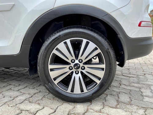 Imagem 8 de 15 de Kia Sportage 2.0 Lx 4x4 16v Flex 4p Automático